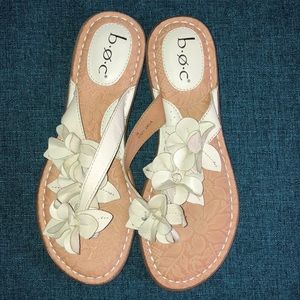 b.o.c. flower sandals